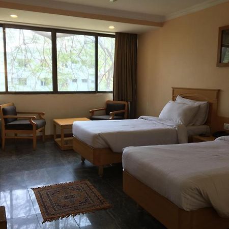 ASR Guesthouse Tirupati Eksteriør billede