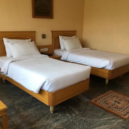 ASR Guesthouse Tirupati Eksteriør billede