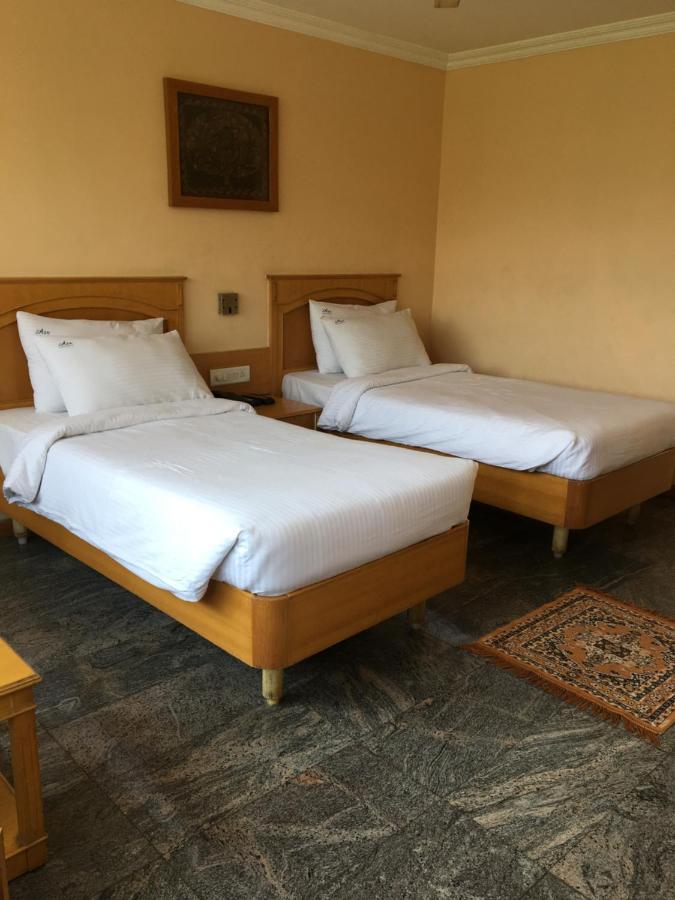 ASR Guesthouse Tirupati Eksteriør billede