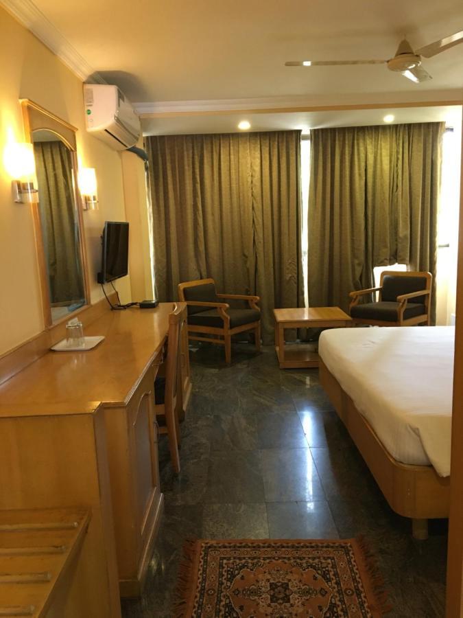 ASR Guesthouse Tirupati Eksteriør billede